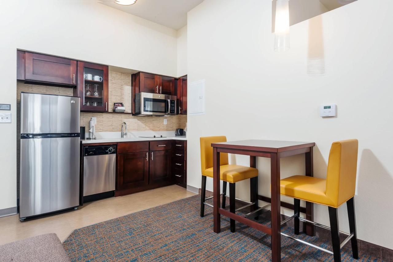 Residence Inn By Marriott Austin Airport Bagian luar foto